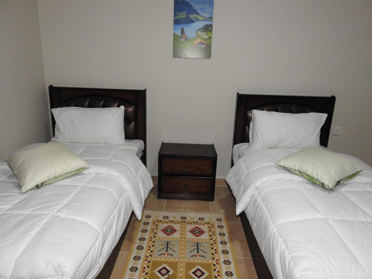 Amro Petra Apartment วาดี มูซา ภายนอก รูปภาพ