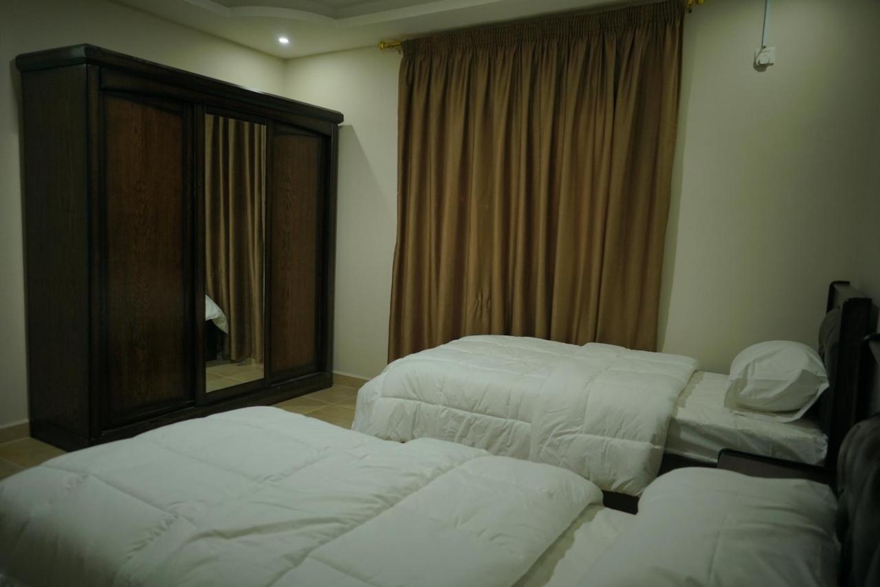Amro Petra Apartment วาดี มูซา ภายนอก รูปภาพ