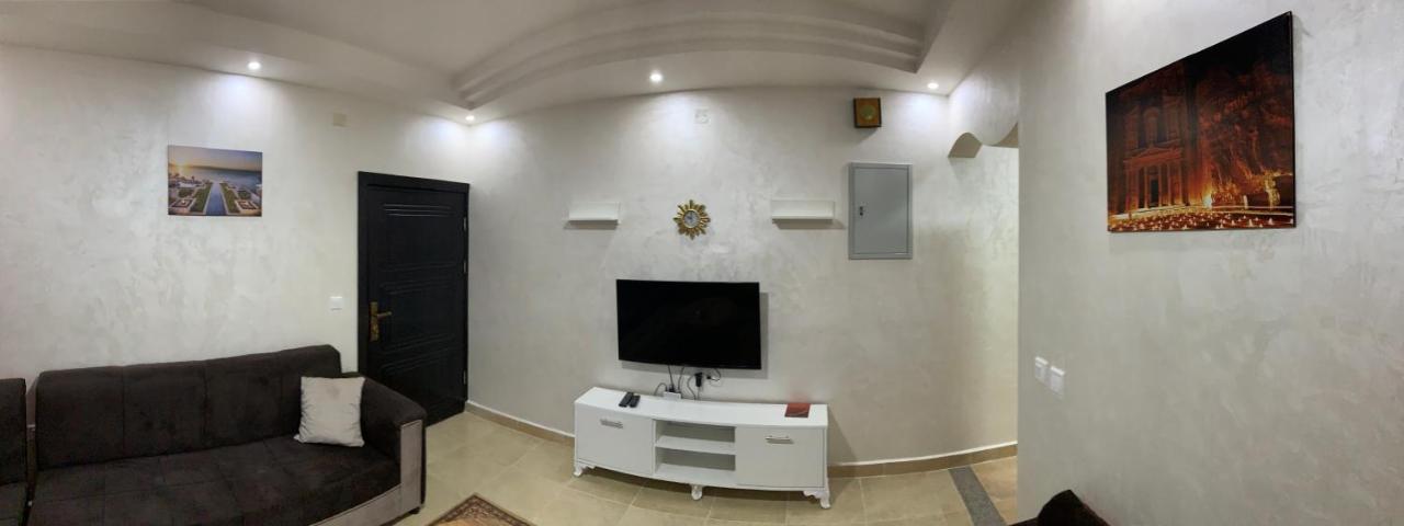 Amro Petra Apartment วาดี มูซา ภายนอก รูปภาพ