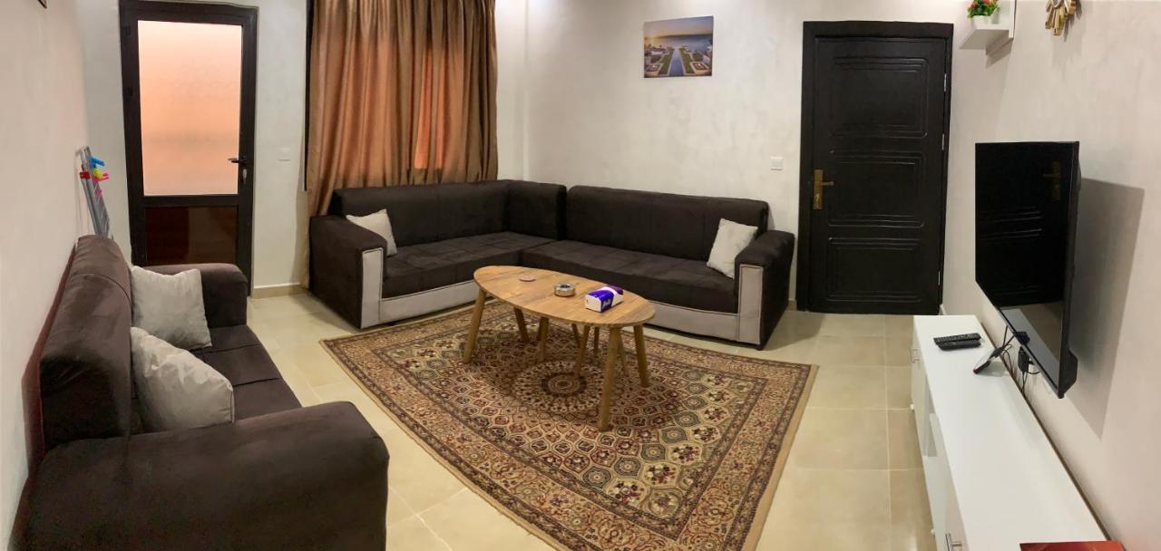 Amro Petra Apartment วาดี มูซา ภายนอก รูปภาพ