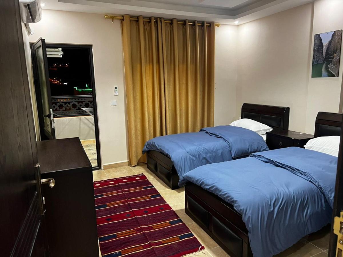 Amro Petra Apartment วาดี มูซา ภายนอก รูปภาพ